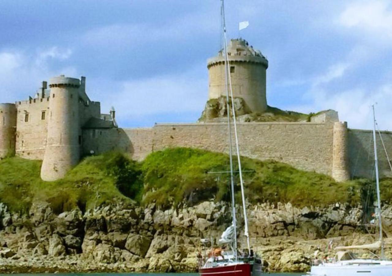 Les Chaumines, St Cast Le Guildo Vakantiehuis Saint-Cast-le-Guildo